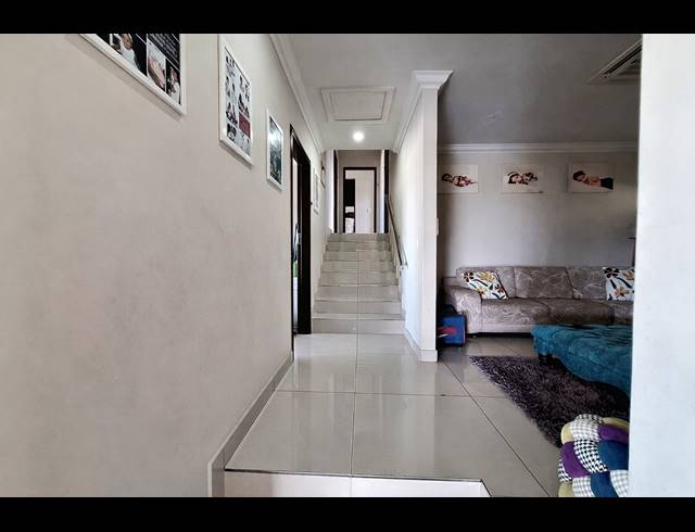 3 BEDROOM HOUSE FOR SALE IN SHELLY BEACH